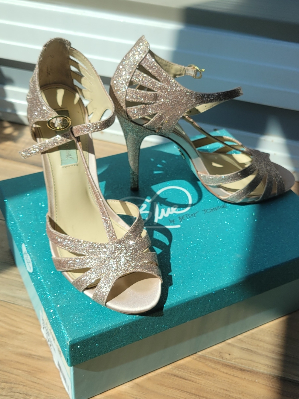 Glitter T-Strap High Heel Sandals - Rose Gold